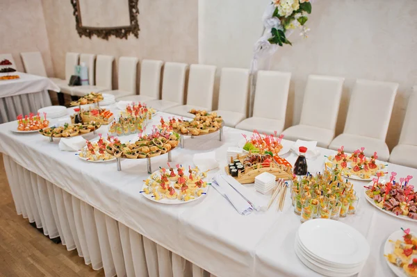 Comida na recepção de casamento — Fotografia de Stock