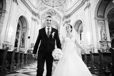 düğün kilise üzerinde