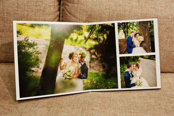 Gray and brown textile velvet wedding book and album — Stock Photo, Image