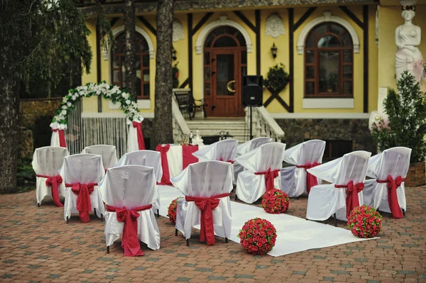 Beautiful wedding set up of ceremony — Stock Photo, Image
