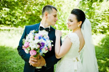 Düğün çift portre kadar kapatın