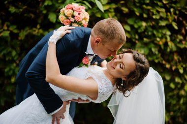 Çift düğün sonbahar park arka plan fırçalar