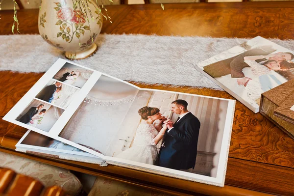 Textile wedding photo book and album — Stock Photo, Image