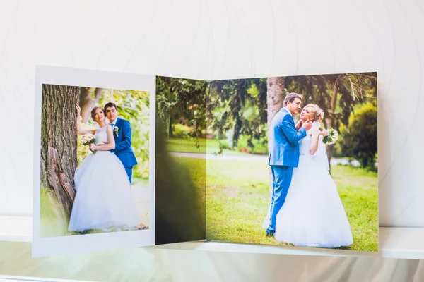 Classic white leather wedding photobook and album — Stok fotoğraf