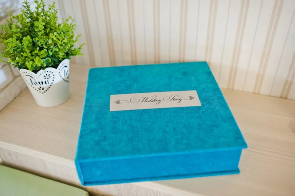 Blue aqua velvet wedding photobook and album — Stock Photo, Image