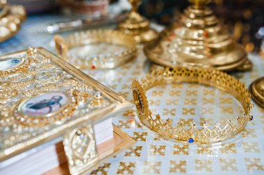 iki altın düğün kron Kilisesi