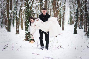 Düğün kaç kış snowly orman içinde