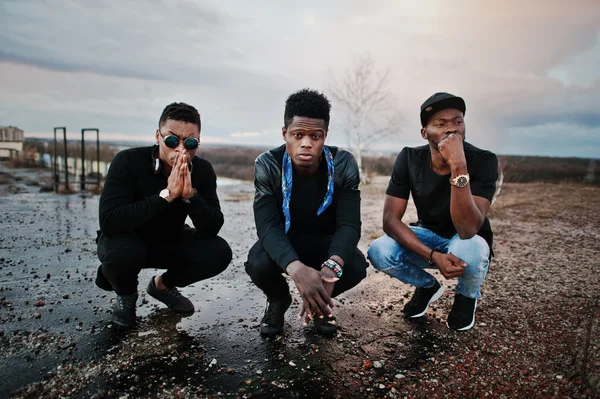 Three rap singers band on the roof — Stock Photo, Image