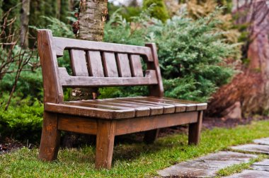 Bahçesinde ahşap Bank 