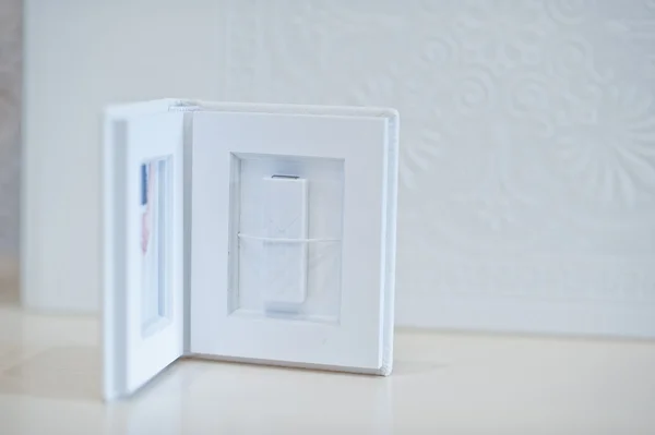 White wedding flash drive box — Stock Photo, Image