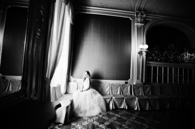 Güzel sarışın gelin grand Kraliyet Sarayı'nda