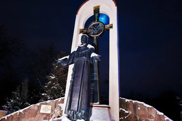 Monument de saint François au soir gelé — Photo