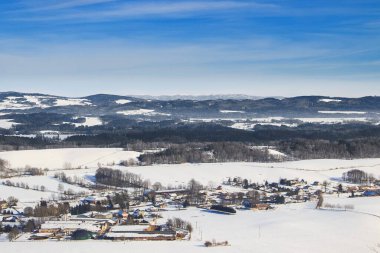 Çek Cumhuriyeti ile Polonya arasındaki dağlar