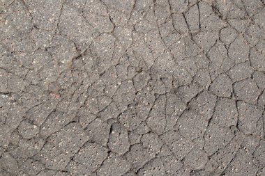 Kırık asfalt. Yakın çekim.