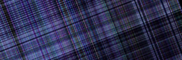 koyu soyut dijital arkaplan: monitör ve kamera matrislerinin parazitli olduğu hasarlı ekran matrisi