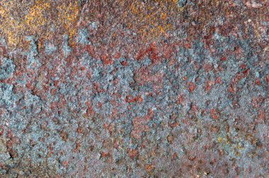 Grunge arkaplan: eski boyanmış metal yüzeyde pas, çelik aşınma, tonlama 