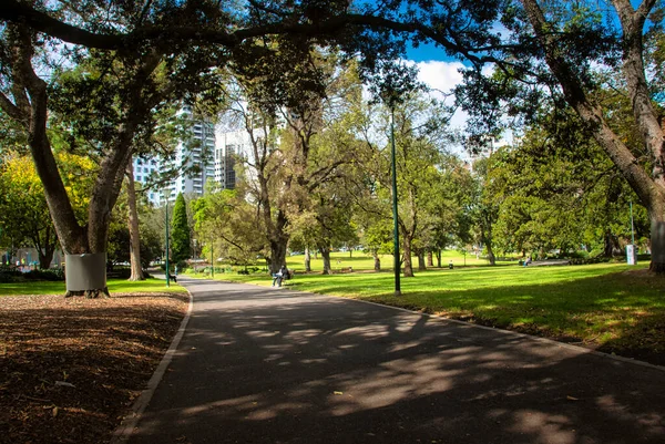 Parque de la ciudad en Melbourne — Foto de Stock