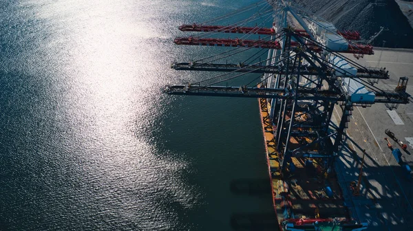 Shipping cranes over seas to Europe and Sweden — Stock Photo, Image