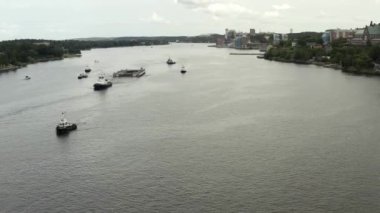 Stockholm takımadasındaki Guldbron 'a yeni bir kanalizasyon nakli. 2020-06-29