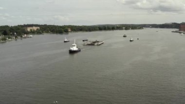 Stockholm takımadasındaki Guldbron 'a yeni bir kanalizasyon nakli. 2020-06-29