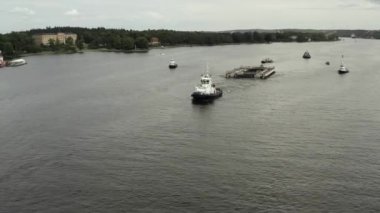 Stockholm takımadasındaki Guldbron 'a yeni bir kanalizasyon nakli. 2020-06-29