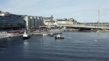 Stockholm takımadasındaki Guldbron 'a yeni bir kanalizasyon nakli. 2020-06-29