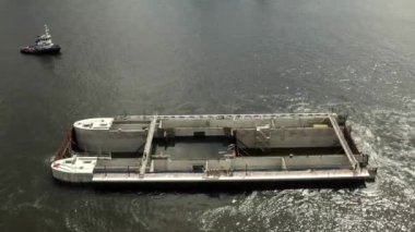 Stockholm takımadasındaki Guldbron 'a yeni bir kanalizasyon nakli. 2020-06-29