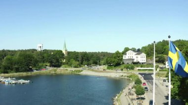 Stockholm 'ün dışındaki Gustavsberg takımadalarında yaz mevsiminin havadan görüntüsü. 20-07-28