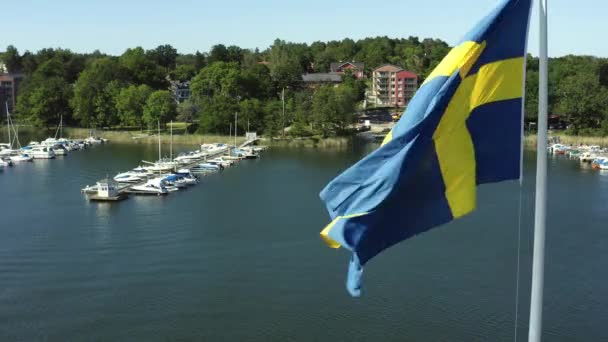 Veduta aerea dell'estate nella comunità arcipelago Gustavsberg fuori Stoccolma. 20-07-28 — Video Stock
