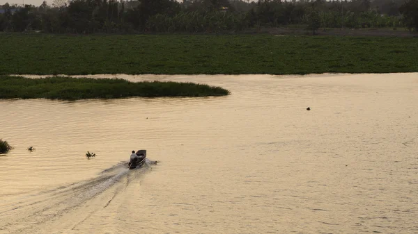 gökyüzü ve gün batımı