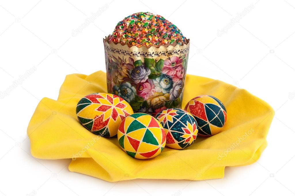 Easter eggs. Easter cake.