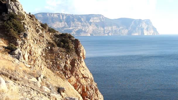 beau paysage de la nature, océan, rochers, côte 