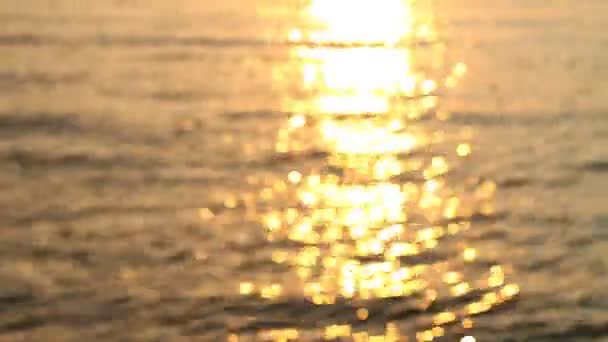 Piękny wschód słońca nad morzem — Wideo stockowe