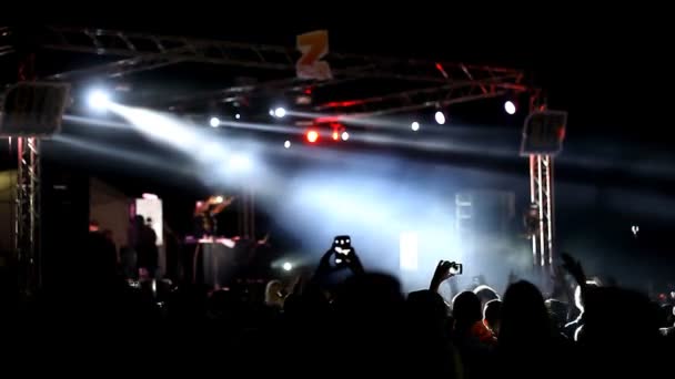 O concerto Xzibit no festival Z-Games — Vídeo de Stock