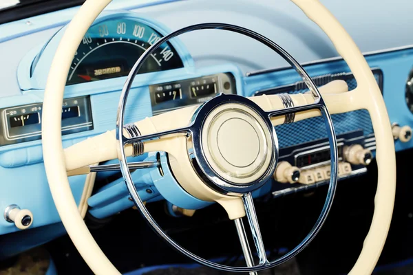 Beautiful vintage retro car — Stock Photo, Image