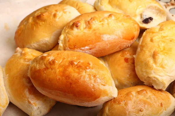Güzel ev yapımı kek, börek bir kabuk ile
