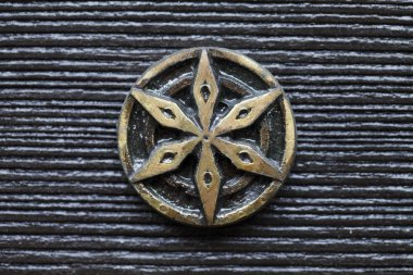 ahşap arka plan üzerinde güzel soyut işareti