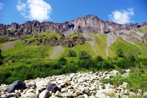 Paysage de montagne, beau fond nature — Photo