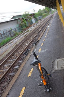 Katlanır Bisiklet Park railraod İstasyonu'nda