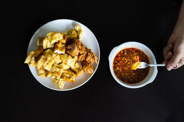 Vegetarian Kue Taro Goreng Zhu Jiao Quan Dan Tahu Goreng — Stok Foto