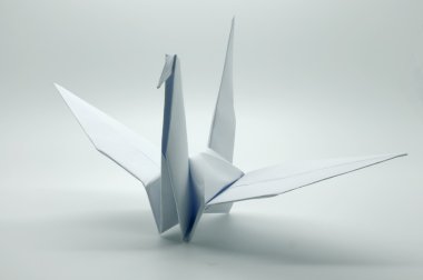 Beyaz origami turna, kuş, kağıt