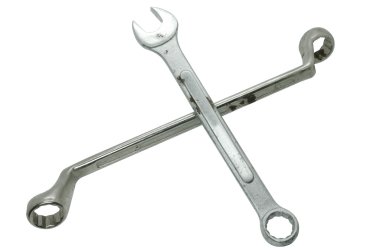 İngiliz anahtarı beyaz arkaplanda izole edildi