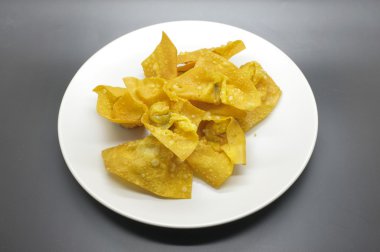 Derin kızarmış mantı, derin kızartılmış hamur tatlısı