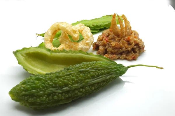 Shrimp paste chili sauce with green vegetable and crispy pork, Thai traditional food — Stock Photo, Image