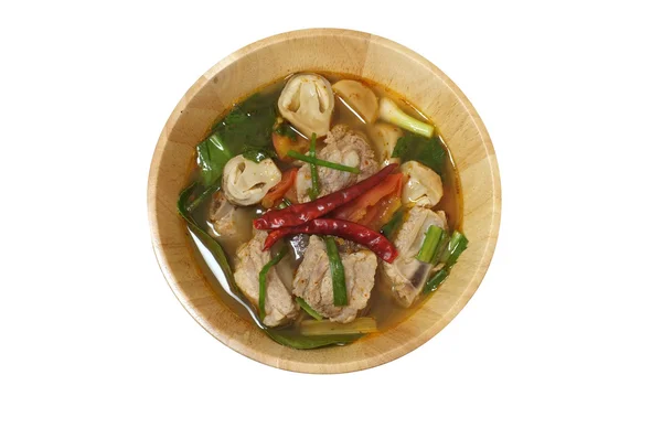 Côtes de porc soupe épicée aux herbes, cuisine thaïlandaise — Photo