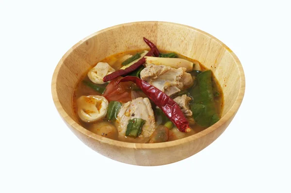 Côtes de porc soupe épicée aux herbes, cuisine thaïlandaise — Photo