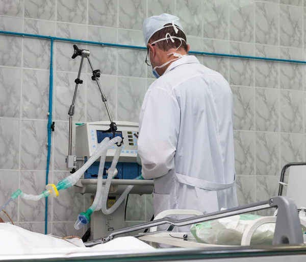 Werkzaam in de operatiekamer — Stockfoto