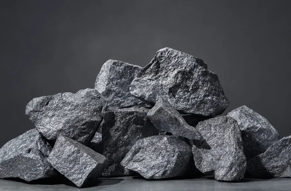 Ferro alaşımlar külçe içinde