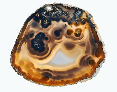 kapanımları ile doğal akik