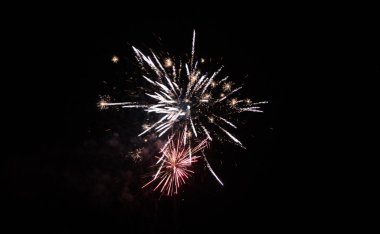 Yeni yıl havai fişekleri